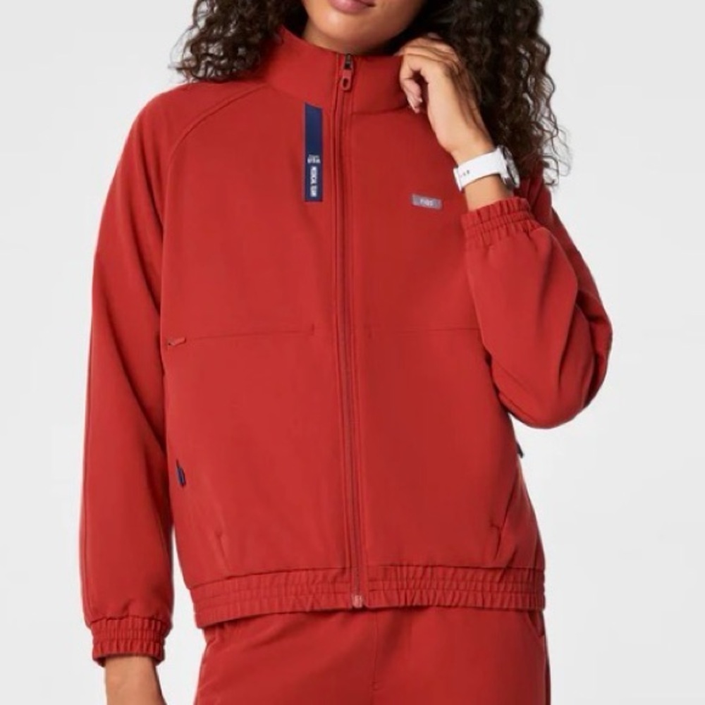 🎉NWT FIGS x Team USA Red Olympics Sydney Scrub Jacket!